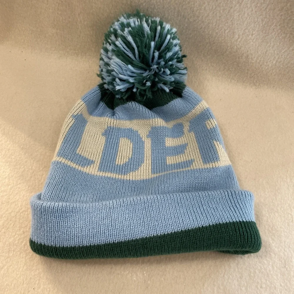 Target 2009 Vintage Look Boulder Pom Pom beanie Ski Sock hat blue & Green Ivory